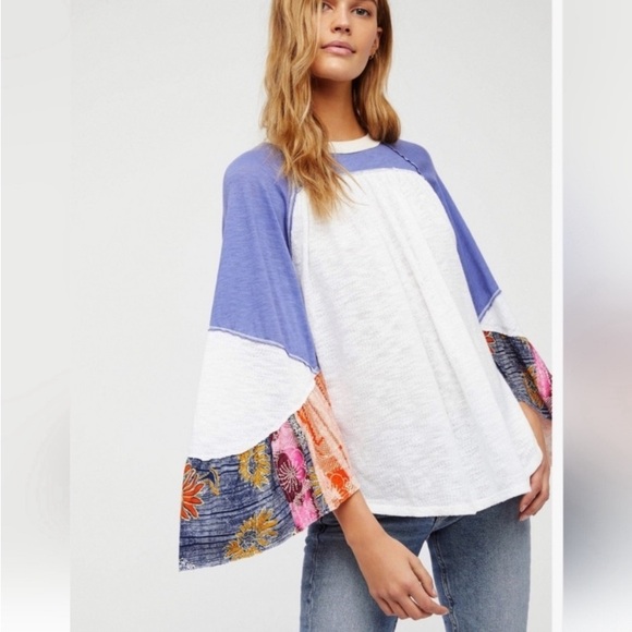 Free People Tops - NWOT Free People tee L adorable Friday fever